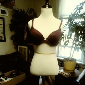 Victoria's Secret t-shirt bra